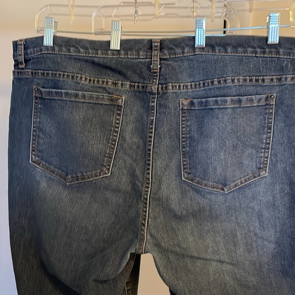 Dress barn- modern fit straight Jean. Dark wash. Size 22. Great weight. EUC. - Picture 4 of 5